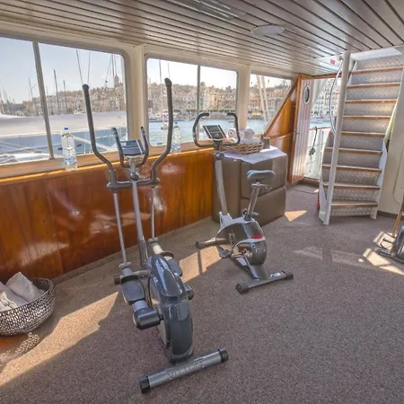 Botel Sanssouci Star *