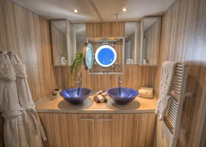 Sanssouci Star Hotel na wodzie